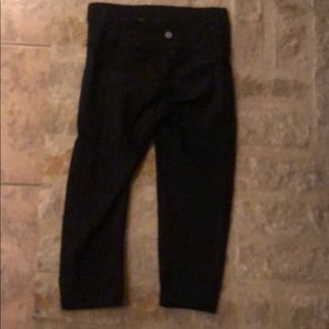 Lululemon cropped leggings size 4